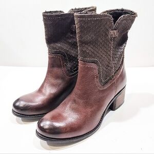 DIBA TRUE West Haven Pull-on Ankle Boot Women's 7 Brown Leather Serpent 2" Heel